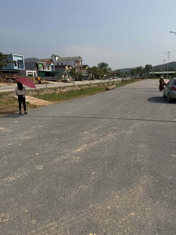 Đất mặt đường Quốc lộ 7A, Hòa Sơn, Đô Lương 180m² - Giá chỉ 25 triệu/m²