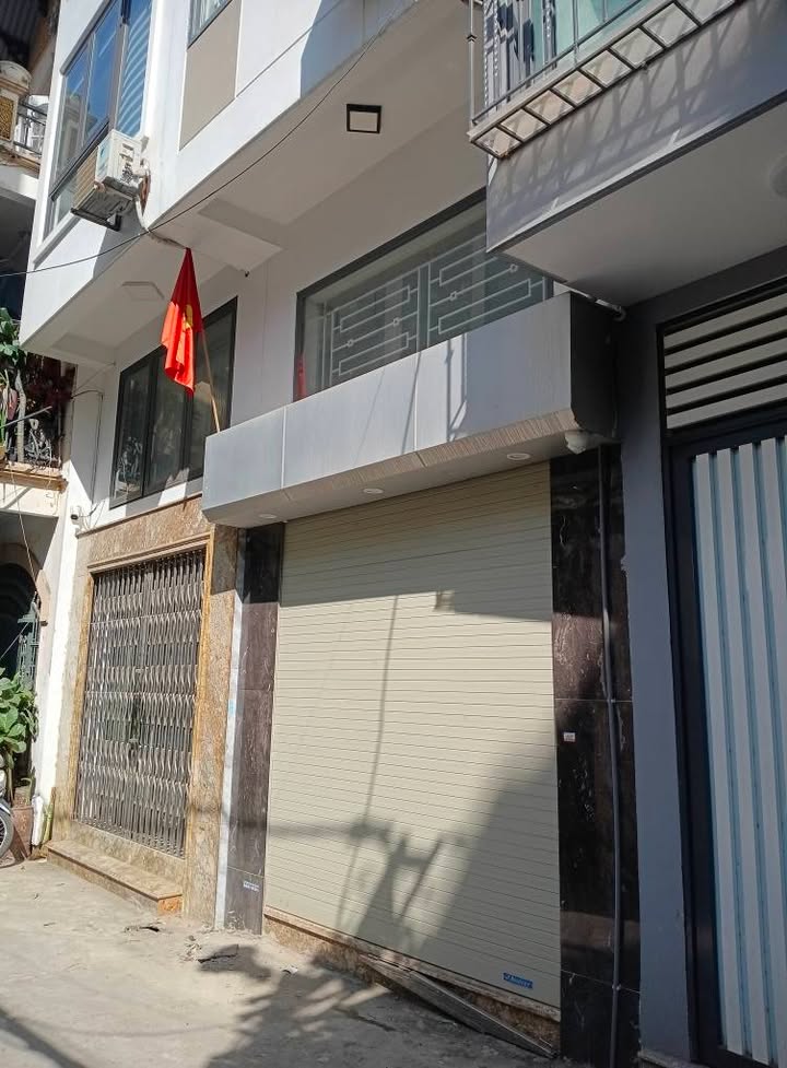 Nhà 5 tầng Ngõ 505 Trần Khát Chân 42m² giá 8.2 tỷ - Sẵn sàng giao dịch!