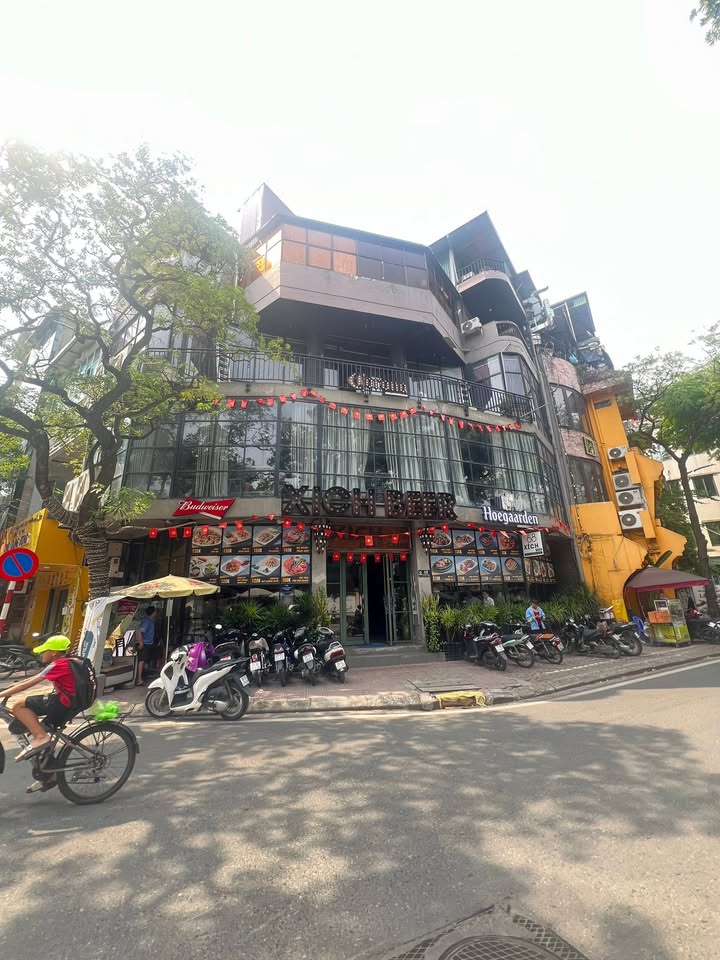 Cho thuê mặt phố Nguyễn Chí Thanh, Đống Đa 80m² giá 60 triệu - Vị trí kinh doanh đắc địa!