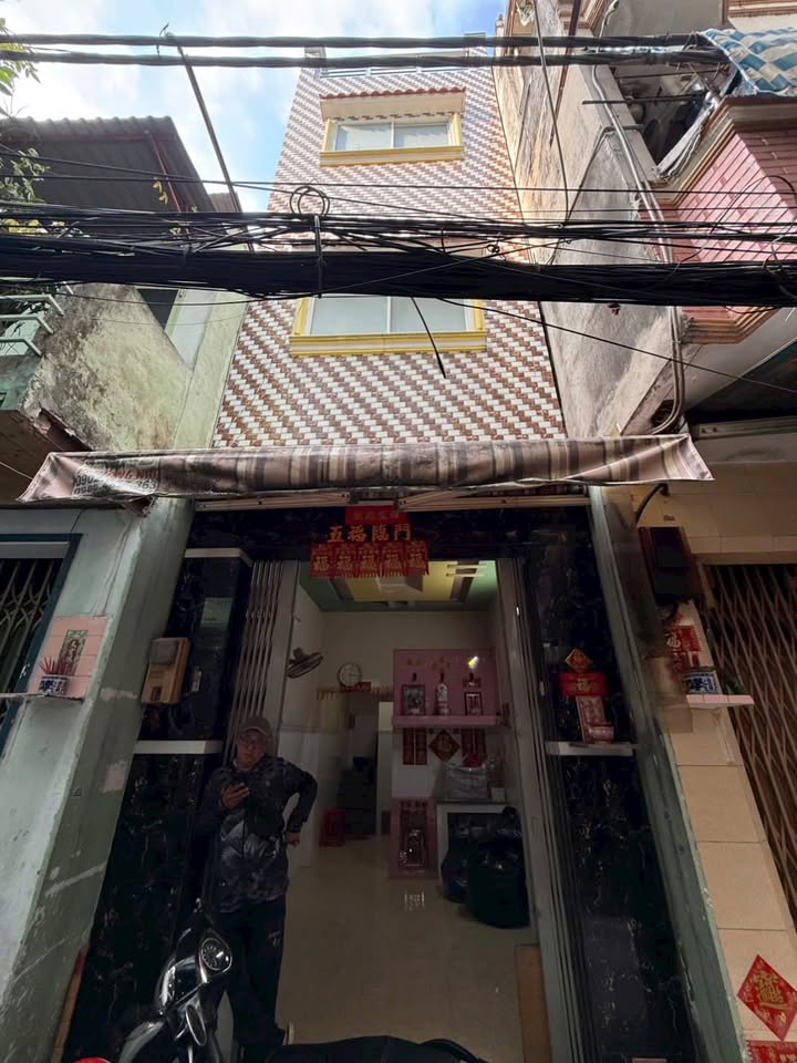 Nhà hẻm 1/ Lý Nam Đế, Quận 11 - 27m² giá 5,2 tỷ - Hẻm thẳng đẹp, gần mặt tiền!