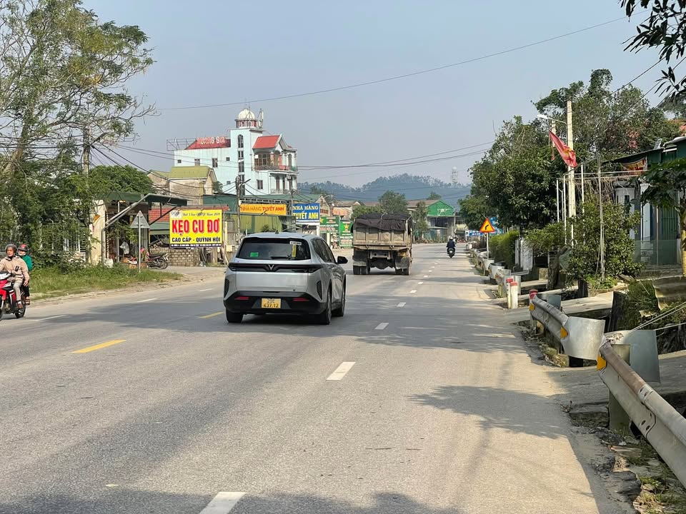 Nhà mặt đường Quốc lộ 1A, Xuân Hồng, Nghi Xuân, 100m² - Hướng nhìn sông Lam tuyệt đẹp!