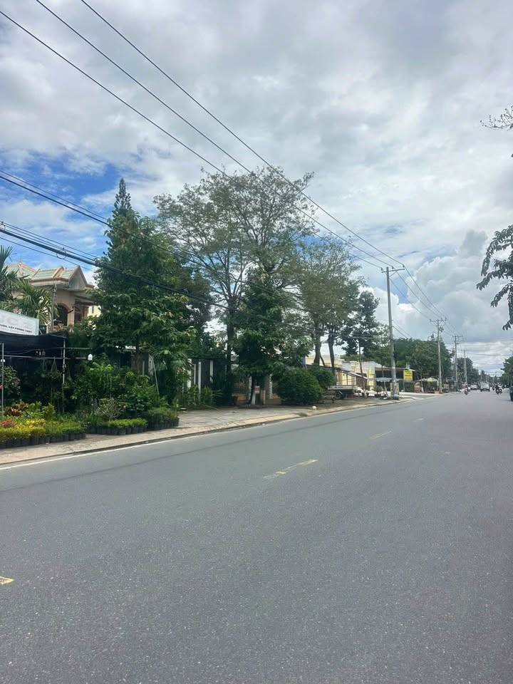 Đất 2 Mặt Tiền Lâm Quang Ky và Nguyễn Thị Minh Khai - 9880m² Thổ Cư, Đầu Tư Sinh Lời!