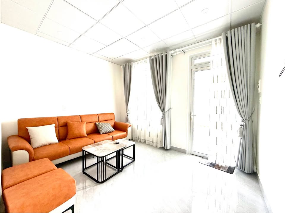 Nhà phố đường Nguyên Tử Lực, Đà Lạt 60m² giá 1.99 tỷ - Nội thất đầy đủ, sẵn sàng vào ở!