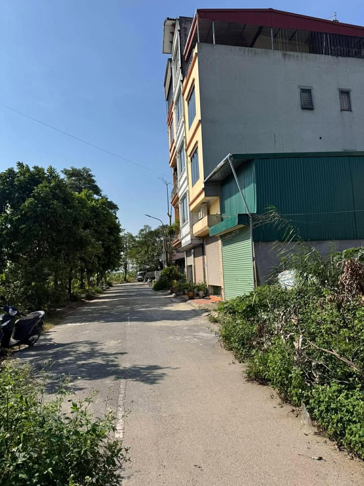 Đất tái định cư Lạc Thị Ngọc Hồi 40m² giá 7.6 tỷ - Tiềm năng tăng giá tốt!