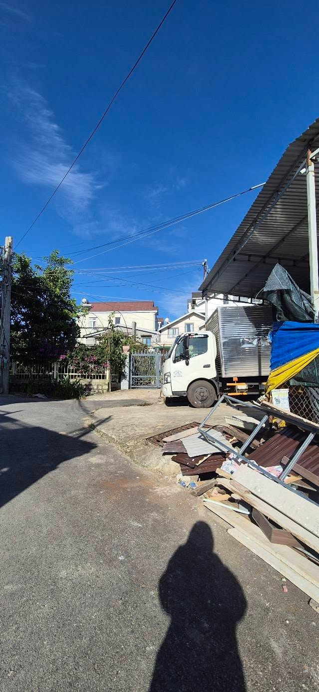 Bán đất hẻm Trần Quý Cáp, P.Xuân Hương Đà Lạt 299m² - Sổ đỏ chính chủ, giá tốt!