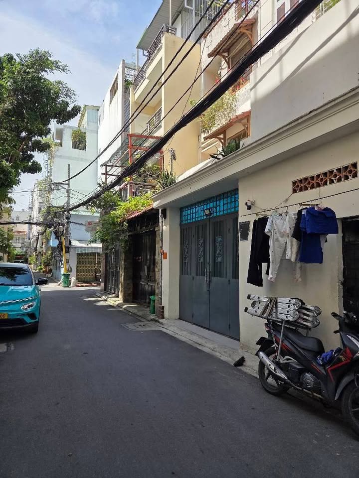 Nhà phố Hoàng Hoa Thám, Ba Đình 82m² giá thỏa thuận - Đầu tư sinh lời cao!