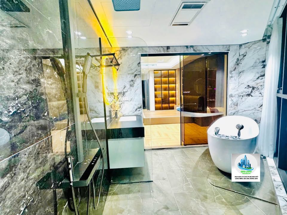 Căn hộ cao cấp Ngọc Lâm 70m² giá 8.5 triệu - Full nội thất sang trọng!