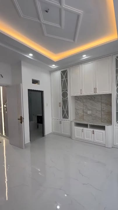 Nhà phố Tân Cổ Điển Huỳnh Tấn Phát 85m² giá thỏa thuận - Đầy đủ nội thất cao cấp!