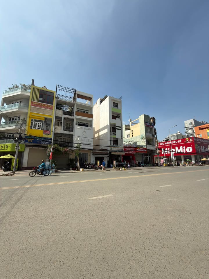 Nhà mặt tiền đường Cao Lỗ, quận 8, diện tích 64m² giá 8 tỷ - Sổ hồng chính chủ, đầu tư sinh lời!