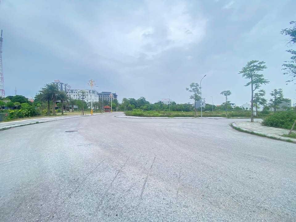 Nhà phố Bắc Đầm Vạc Vĩnh Yên 120m² giá 7.2 tỷ - Đầu tư sinh lời ngay!