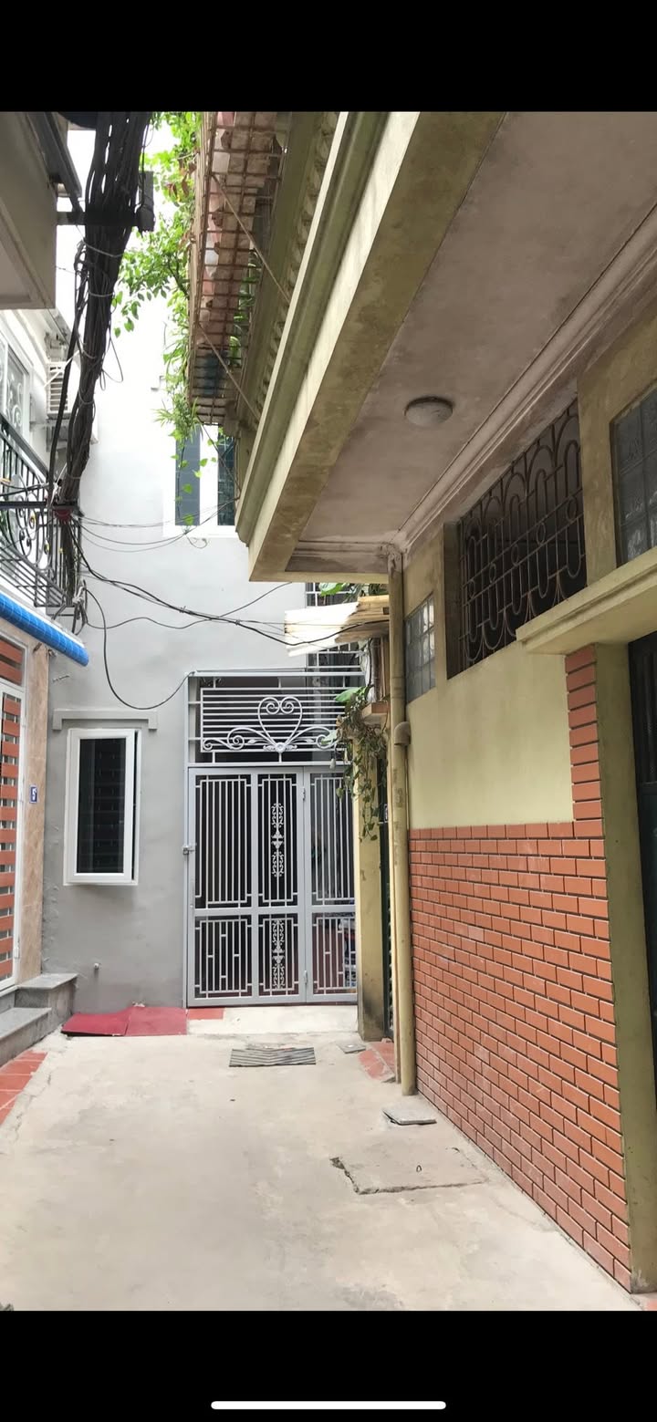 Nhà cho thuê nguyên căn 3 tầng tại Phương Liệt, Thanh Xuân - 33m² chỉ 7.5 triệu