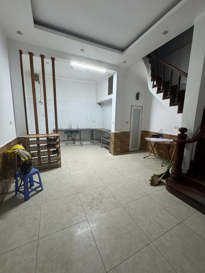 Nhà cho thuê tại ngõ 158 Trương Định, Hà Nội 34m² - Đầy đủ tiện nghi, chỉ việc vào ở!