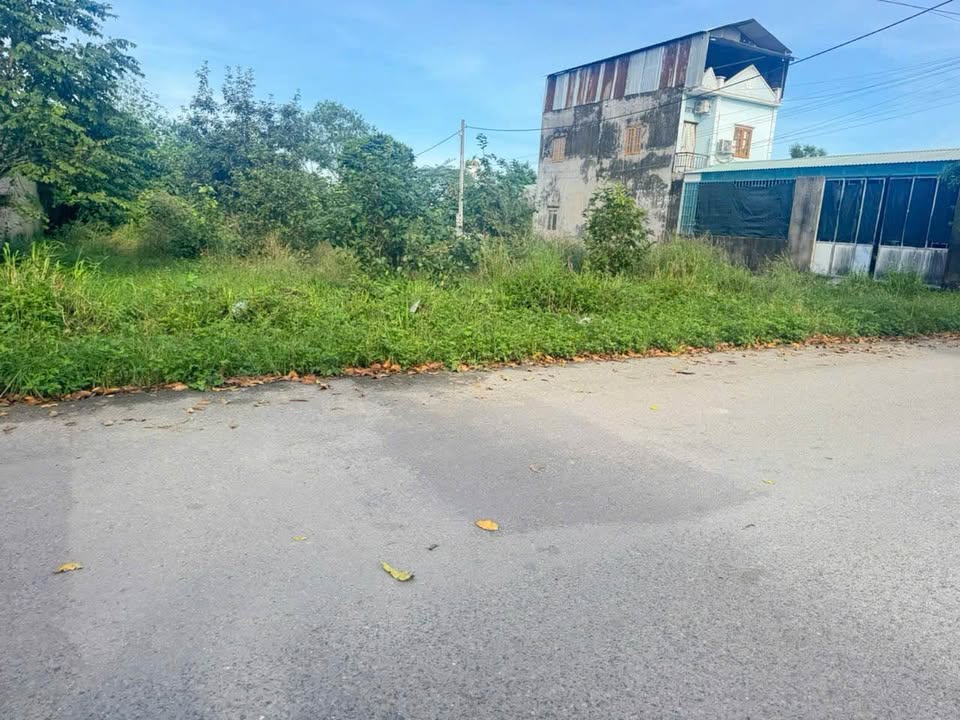 Nhà mặt tiền đường Thiên Tân, Trảng Dài, 206m² giá 4.7 tỷ - Kinh doanh đắc địa!