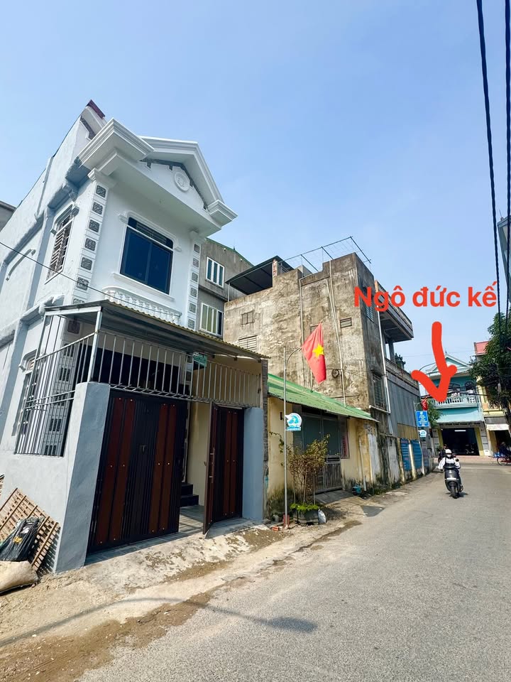 Nhà 2 tầng mặt đường Nguyễn Khuyến, Vinh Tân 66m² giá 4 tỷ - Vị trí đắc địa, thuận tiện giao thông!