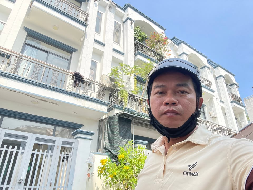 Nhà 3 tầng đẹp tại Bình Trưng Đông, Thủ Đức - 50m² chỉ 5 tỷ, ô tô vào tận sân!