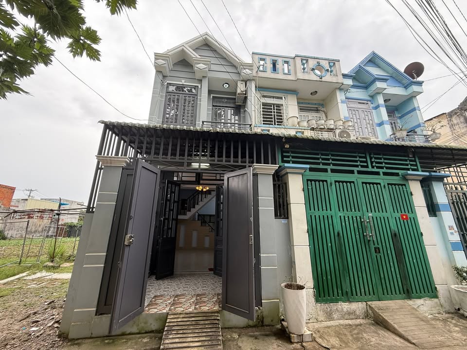 Nhà Bán Xã Bà Điểm, Hóc Môn 39m² giá 1.95 tỷ - Vị trí đẹp gần chợ đầu mối!