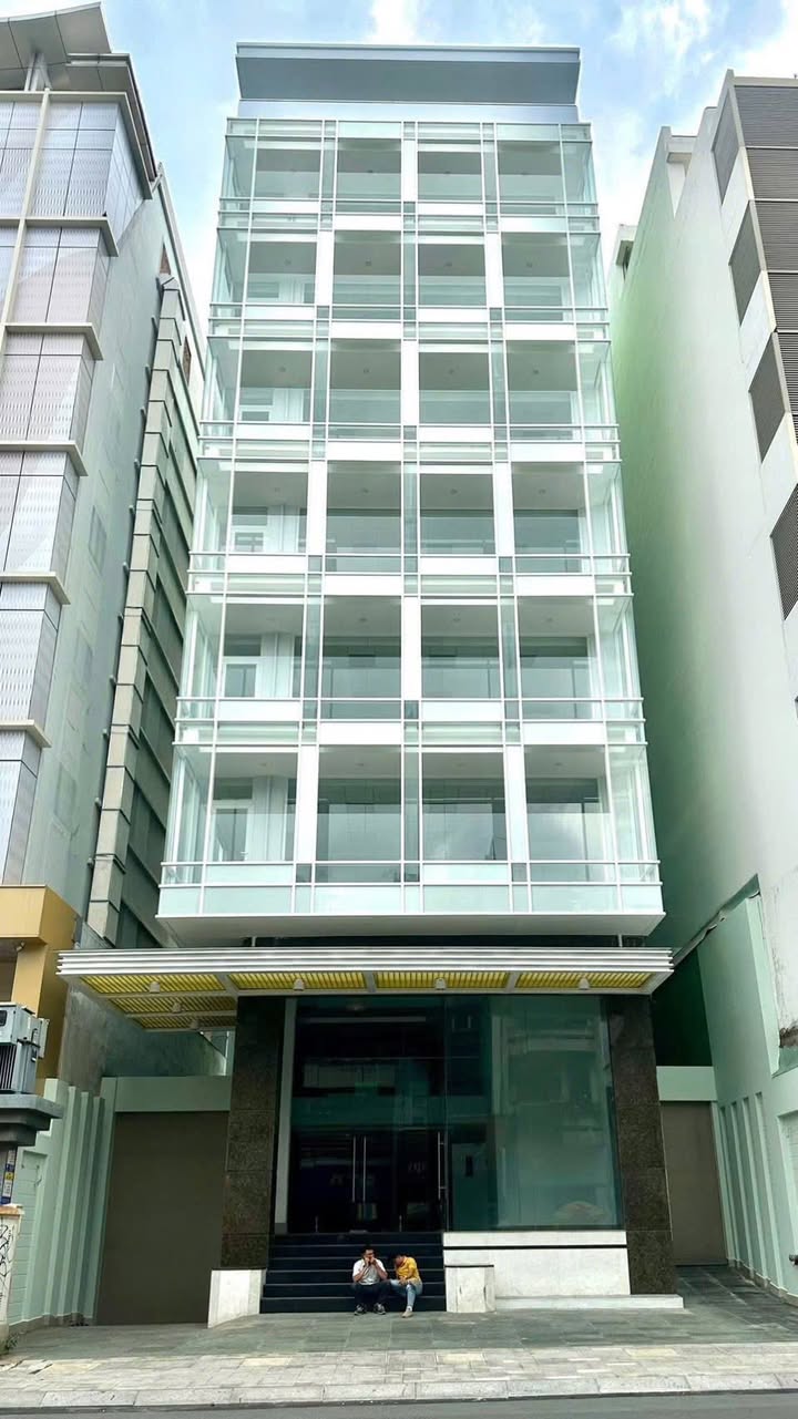 Tòa nhà văn phòng 11 tầng quận 1 - 400 tỷ - Gần Gem Center