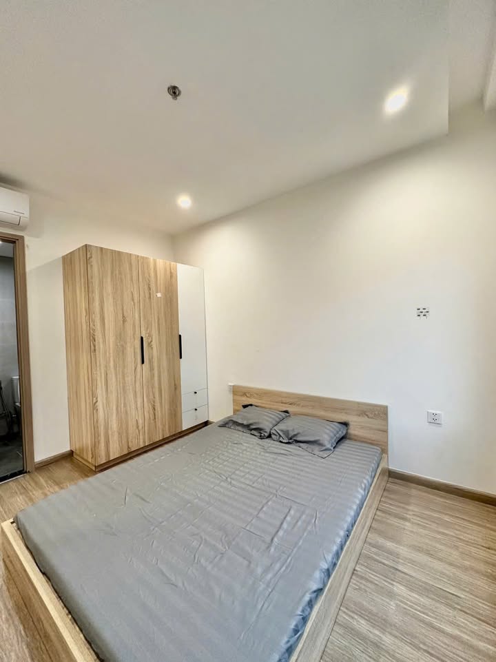 Căn hộ 2PN cho thuê Vinhomes Grand Park Quận 9 - View sông tuyệt đẹp!