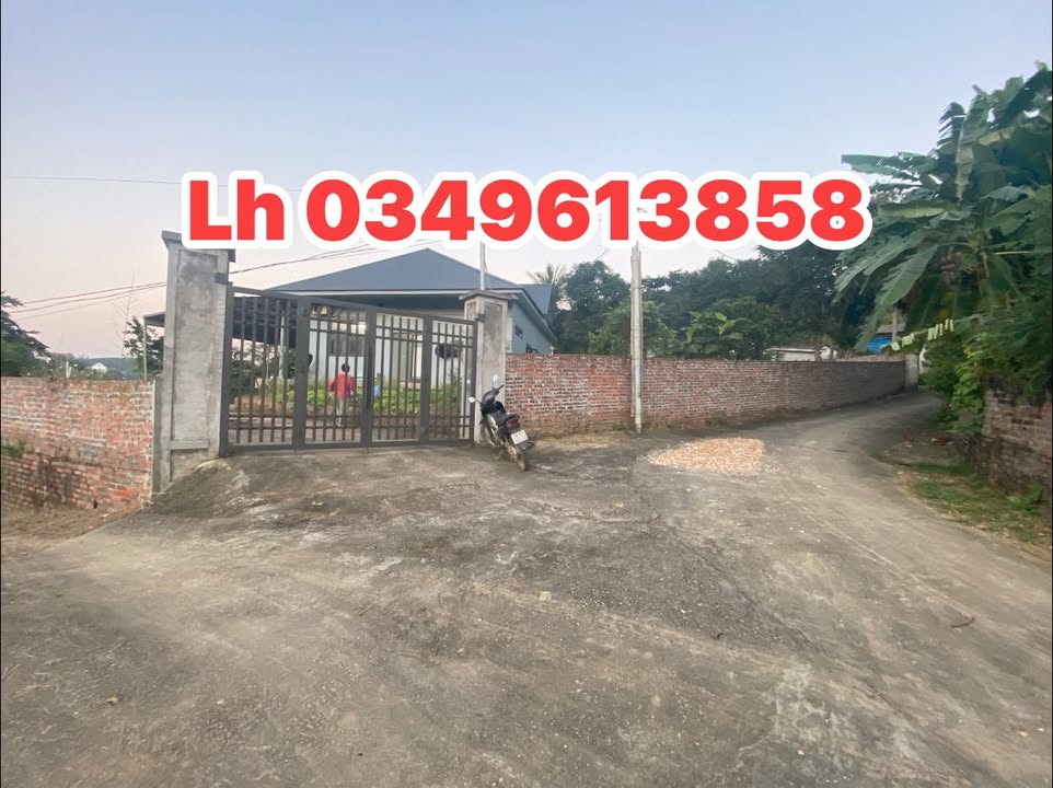 Bán đất 2 mặt tiền tại xã Đông Thành, 1200m² - Nhà vườn mới xây kiên cố!