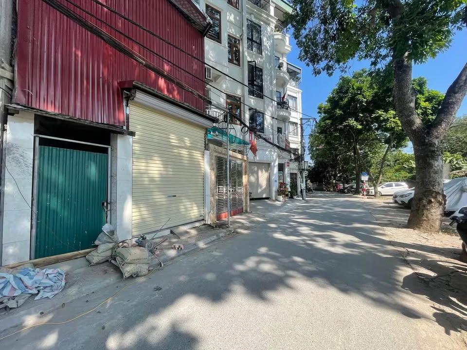 Đất Thượng Thanh 65m² giá 12 tỷ - Kinh doanh đỉnh gần trường học!