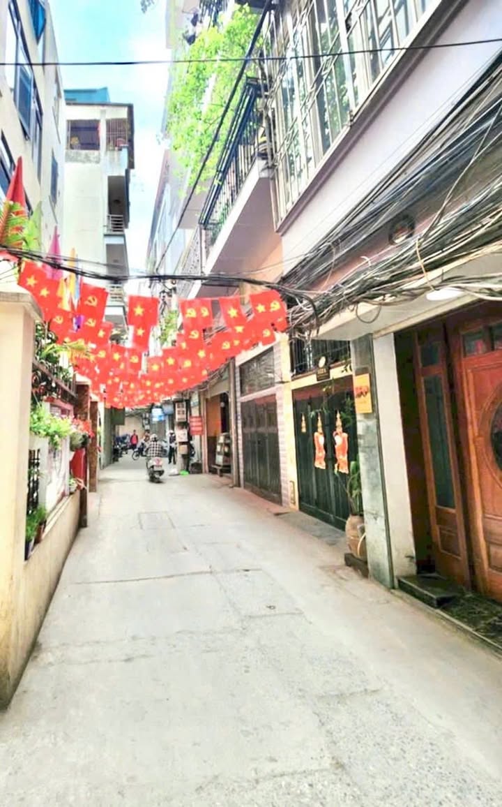 Nhà riêng Đội Cấn, Ba Đình 32m² giá thỏa thuận - Nhà mới, vào ở ngay!