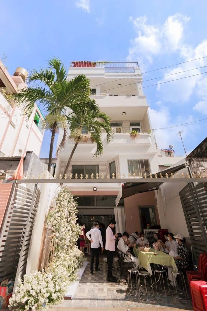 Biệt thự mini mặt tiền đường Đại Nghĩa, Quận Tân Bình 96m² giá 16.6 tỷ - Sẵn sàng vào ở!