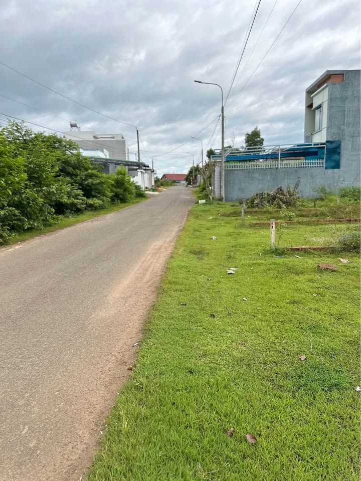 Bán FrontHouse mặt tiền nhựa Phường Long Khánh 125m² - Khu dân cư sầm uất, đầu tư sinh lời!