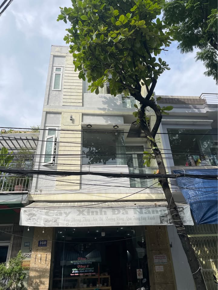 Nhà 3 tầng mặt tiền Thái Thị Bôi, Đà Nẵng 83.4m² giá 9.2 tỷ - Chính chủ, pháp lý rõ ràng!