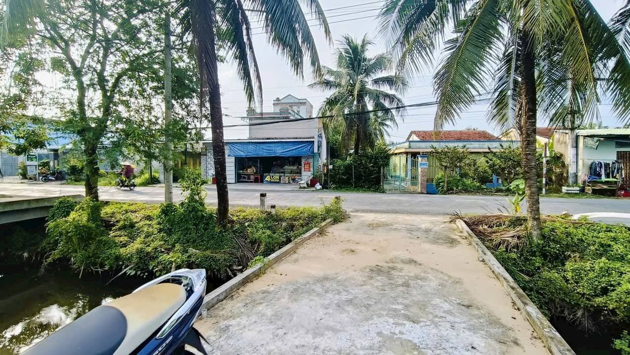 Đất mặt tiền 403m² đường 879B, phường Mỹ Phong, giá 2.33 tỷ - Đầu tư sinh lời lý tưởng!