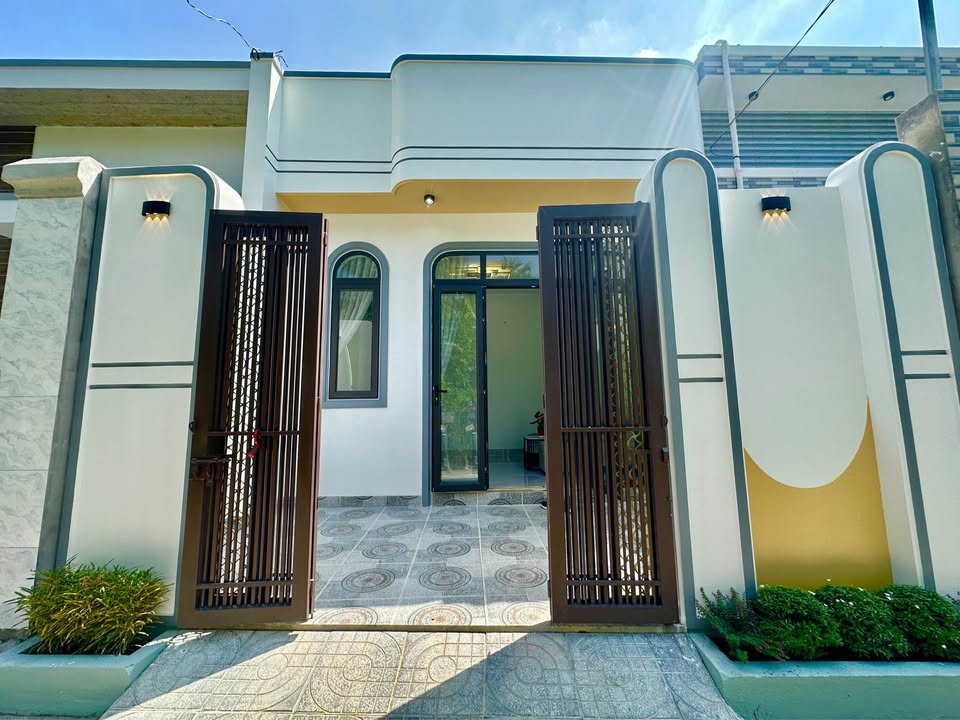 Nhà đẹp xã Phước Thạnh - 85m² giá 1.23 tỷ - Sẵn sàng vào ở!