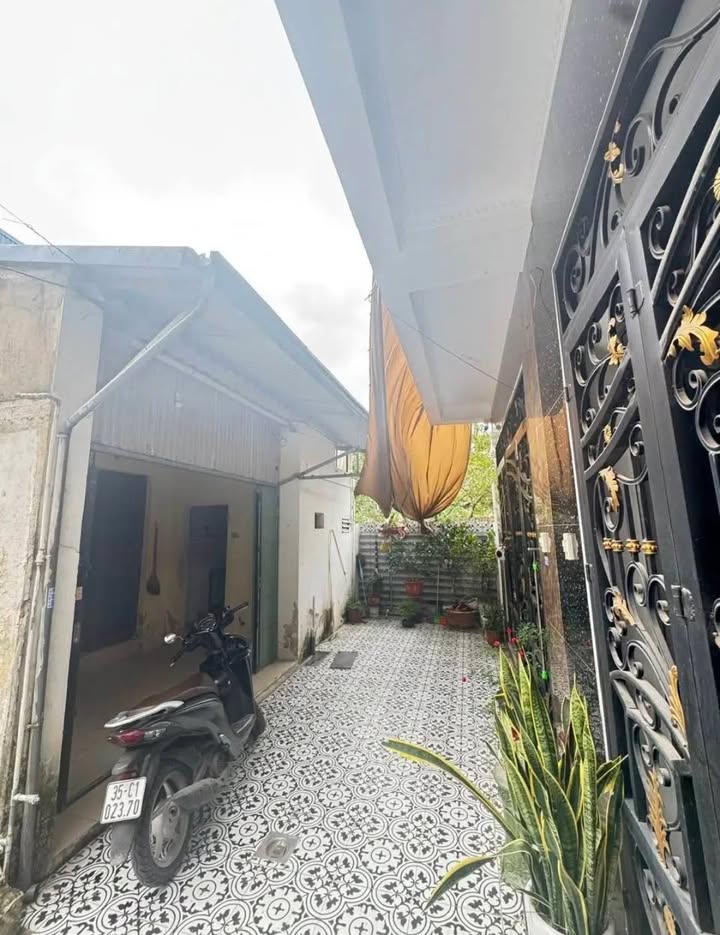 Nhà cấp 4 ngõ 167 Vĩnh Mạc, Nam Định 50m² giá 1.53 tỷ - Sổ đỏ chính chủ