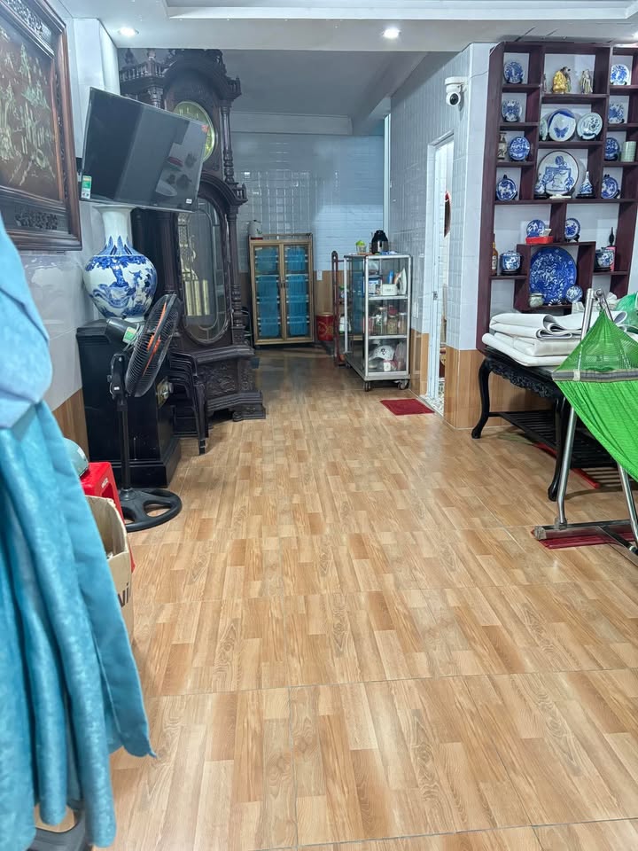 Nhà phố Nguyễn Khuyến, Nam Định 39m² giá chỉ 1.3 tỷ - Chính chủ bán gấp!