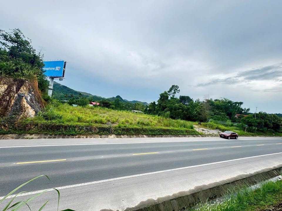 Đất nền Kỳ Sơn Hòa Bình 2263m² giá 10 tỷ - Đầu tư sinh lời ngay!