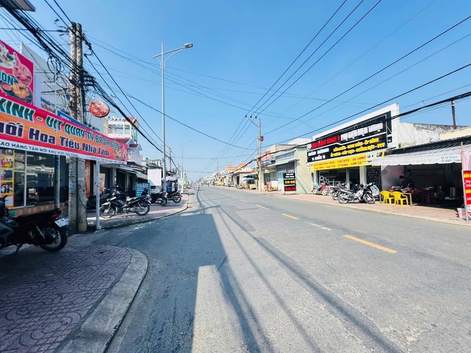 Nhà 2 mặt tiền KP 1, Phường Gò Công, Tiền Giang 27.7m² giá 400 triệu - Sổ hồng chính chủ!