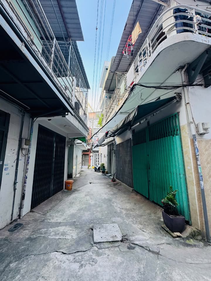 Nhà hẻm Vườn Lài, Phú Thọ Hòa, Tân Phú 29m² giá 4.1 tỷ - Vị trí đắc địa với nhiều tiện ích!