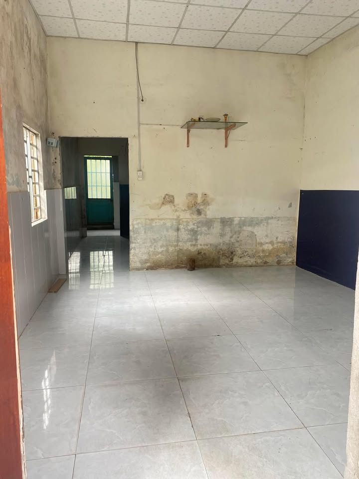 Nhà bán gấp kiệt 2m5 Nguyễn Chánh, Đà Nẵng, 110m² chỉ 2,65 tỷ - Vị trí thuận lợi, không ngập nước!