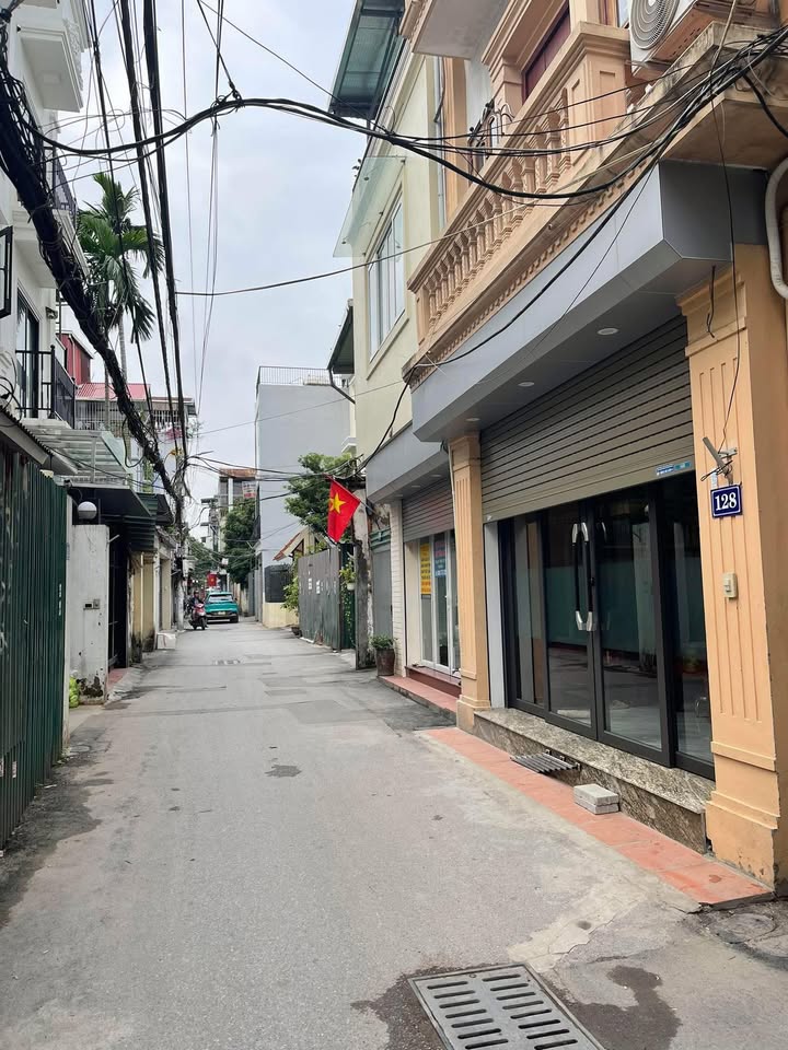 Nhà phố 4 tầng đường Âu Cơ, quận Tây Hồ 20m² giá chỉ 2.85 tỷ - Đầu tư sinh lời ngay