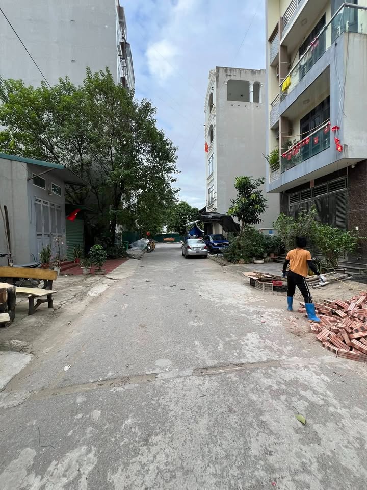 Đất dịch vụ Hà Trì, Hà Cầu 62m² giá 10 tỷ - Vị trí đẹp, thương lượng ngay!