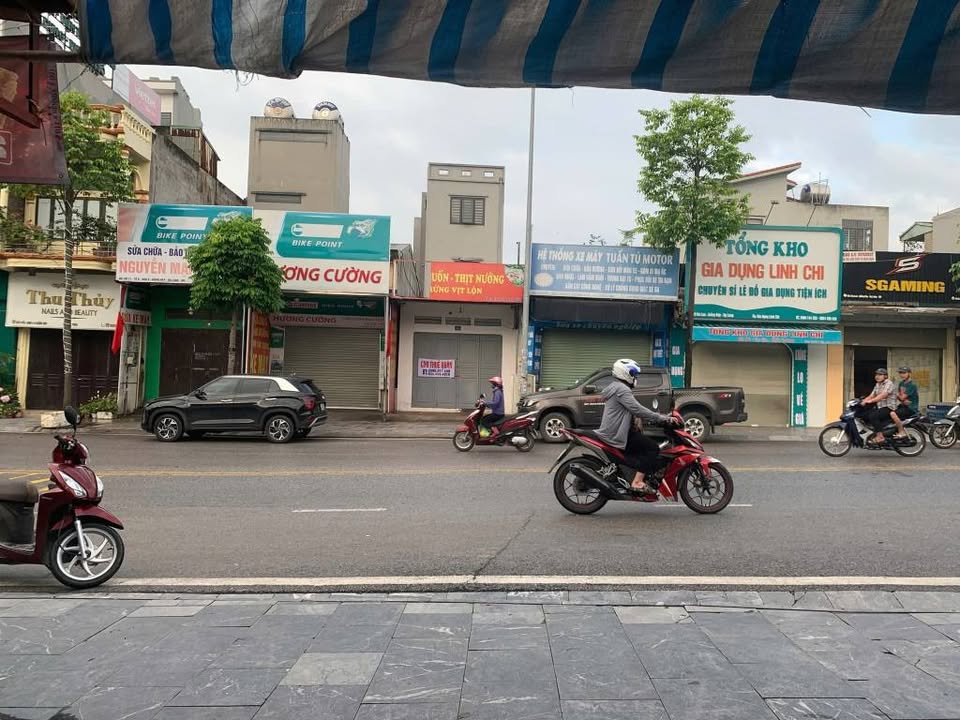 Nhà mặt tiền Ba Lan, Hạ Long 60m² - Kinh doanh lý tưởng!