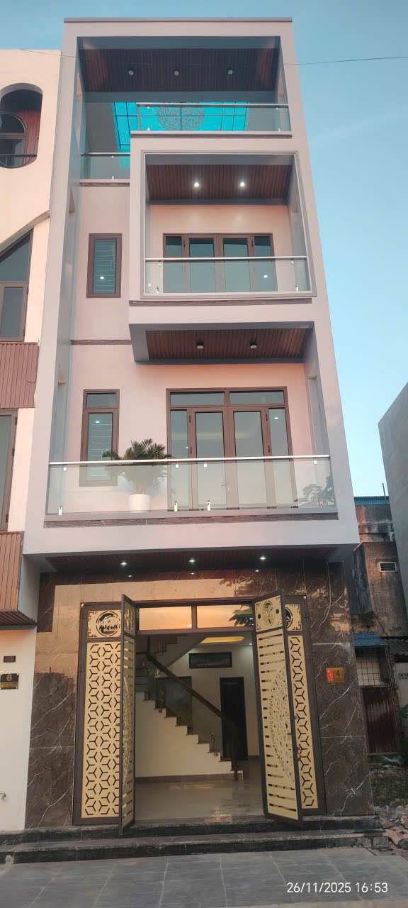 Nhà 4 tầng Trầm Cá, TP Nam Định, 48m² giá 3.999 tỷ - Kinh doanh thuận lợi!