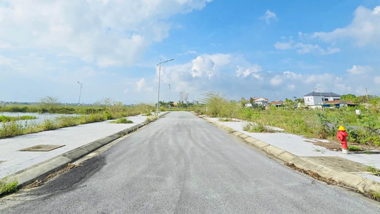 Đất Thạch Hạ 150m² giá 3 tỷ - Vị trí thuận lợi, giá tốt nhất khu vực