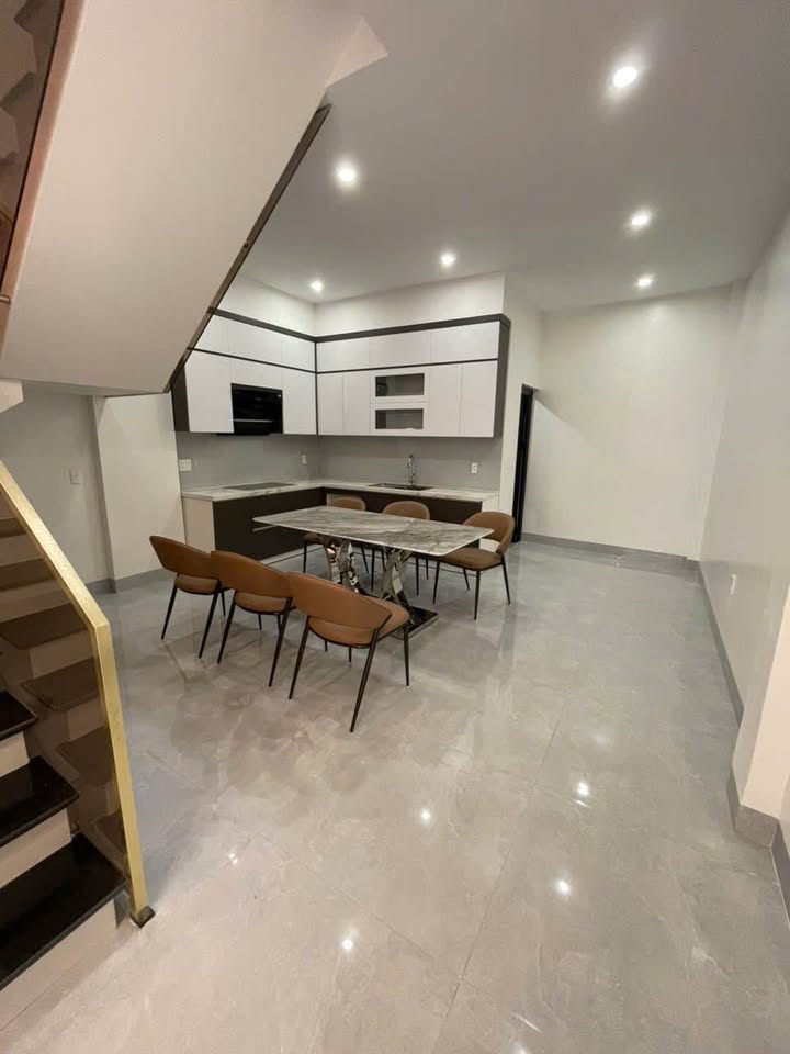 Nhà riêng tại Ngõ 149 Lê Đại Hành, TP Lạng Sơn 56m² giá 3.2 tỷ - Vị trí đắc địa, giao thông thuận lợi!