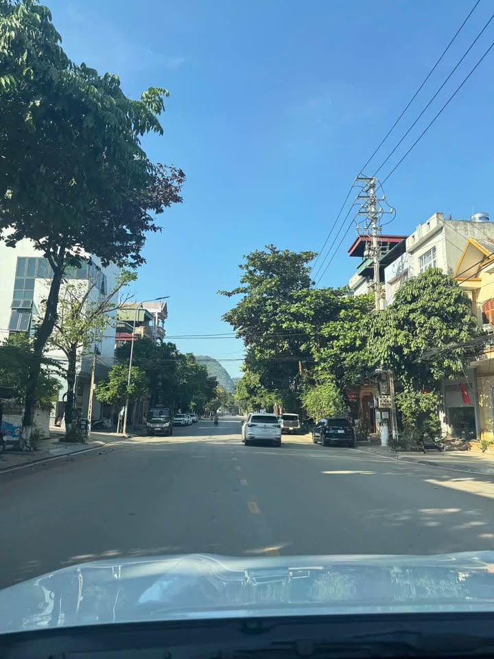 Nhà 2 tầng Tô Hiệu, Sơn La 174m² giá 2.9 tỷ - Cơ hội đầu tư tuyệt vời!