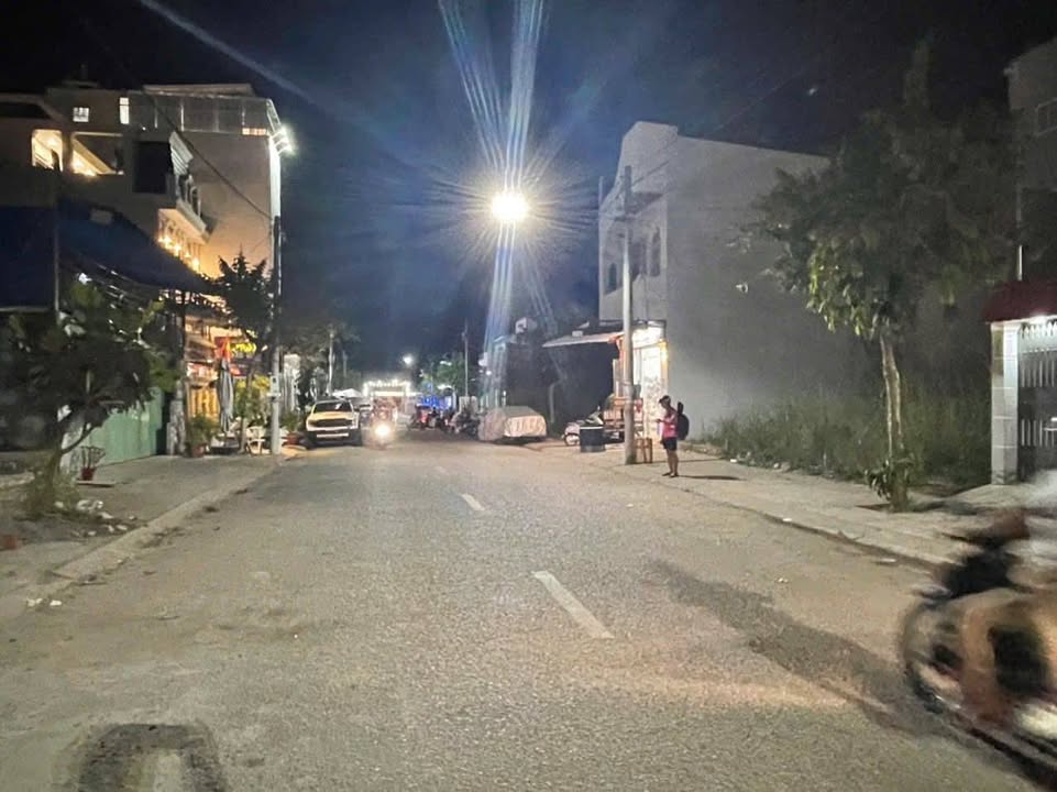 Đất nền mặt tiền đường Lý Thái Tổ, Long Xuyên, An Giang - Giá chỉ 3 tỷ!