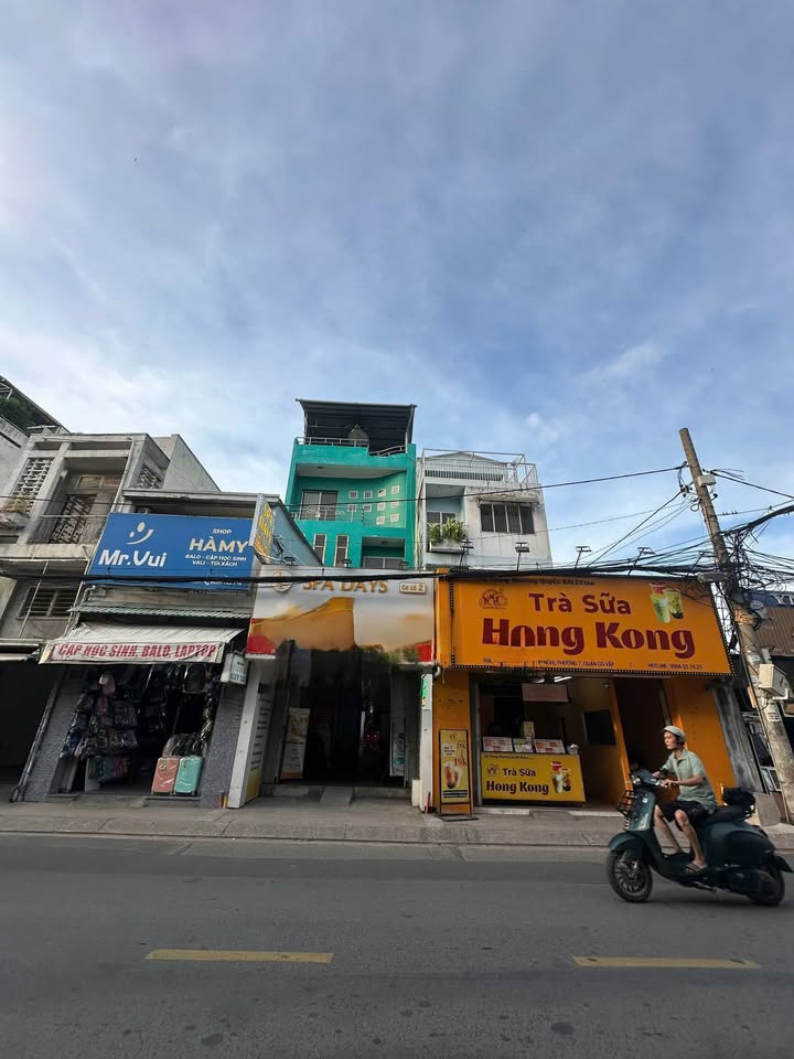 Nhà mặt tiền Nguyễn Văn Nghi, P7 Gò Vấp 125m² giá chỉ 25 triệu - Kinh doanh thuận lợi!