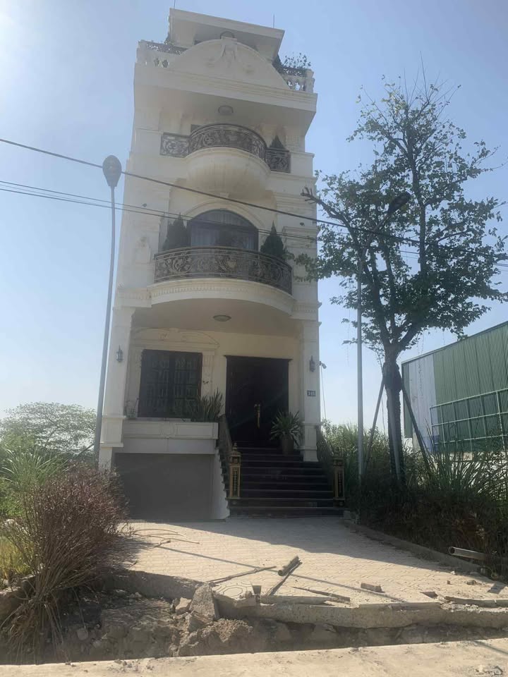 Nhà phố hiện đại tại xã Mỹ Đức 88m² giá 8 tỷ - Lựa chọn hoàn hảo cho gia đình!