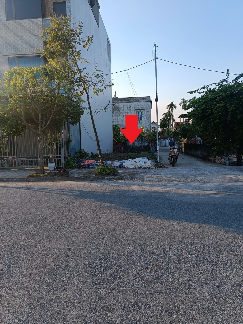 Đất nền trục chính kinh doanh Xuân Khanh 50m² giá chỉ 1.75 tỷ - Đầu tư sinh lời ngay!