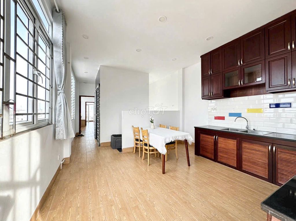 Căn hộ 2PN ngay Etown Cộng Hòa Quận Tân Bình giá chỉ 8.9 triệu - Tiện nghi đầy đủ, sẵn sàng ở ngay!