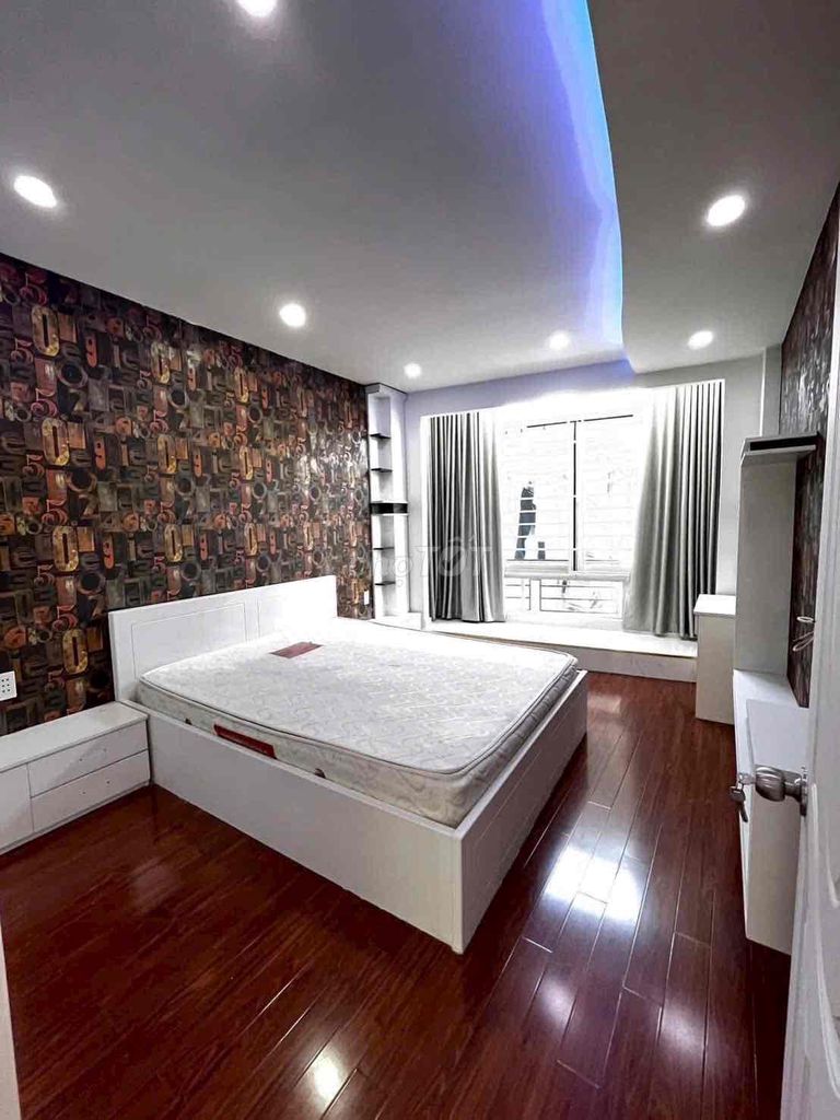 Nhà 2 tầng Chánh Hưng, Quận 8, 30.6m², Giá 3.48 tỷ - Vị trí đẹp, thuận tiện di chuyển!