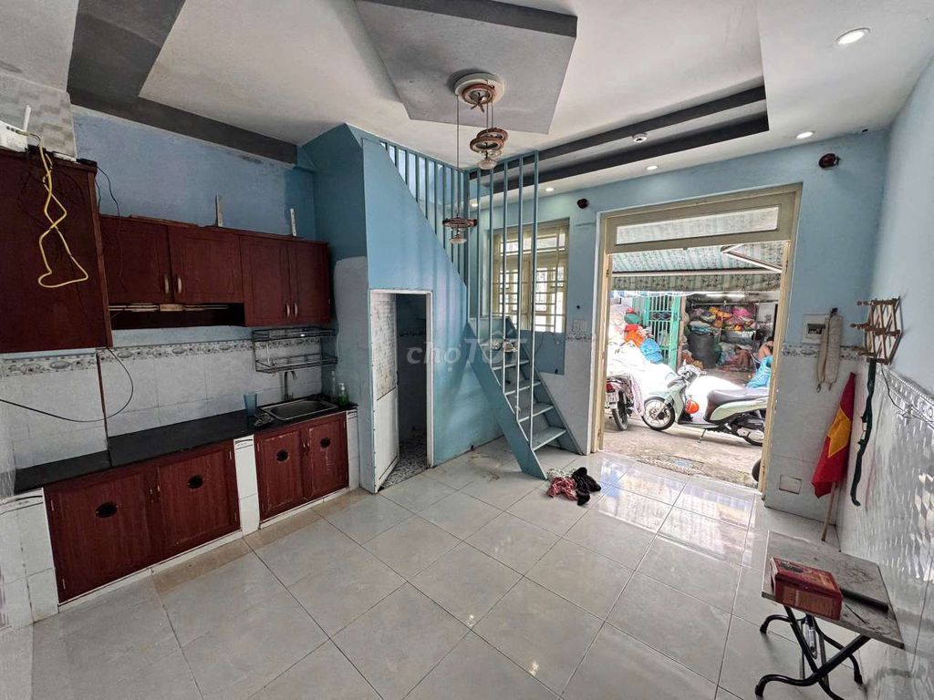 Nhà 1 trệt 1 lầu Gò Xoài, Bình Tân 19m² giá 2.65 tỷ - Sổ hồng riêng chính chủ!